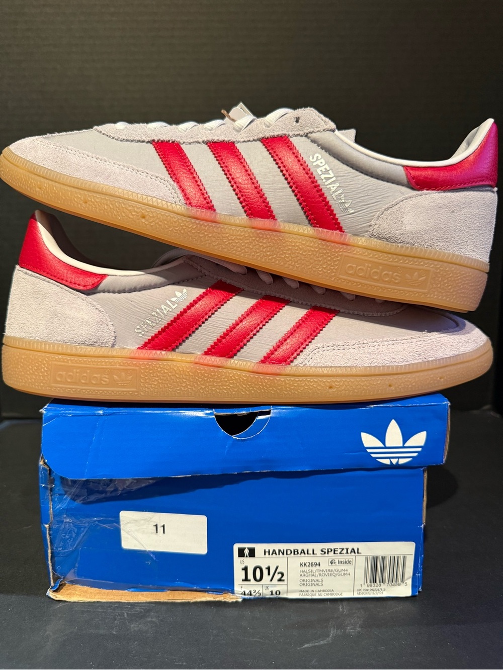 adidas Handball Spezial Men's Grey Suede Sneakers with Red Stripes 10.5M